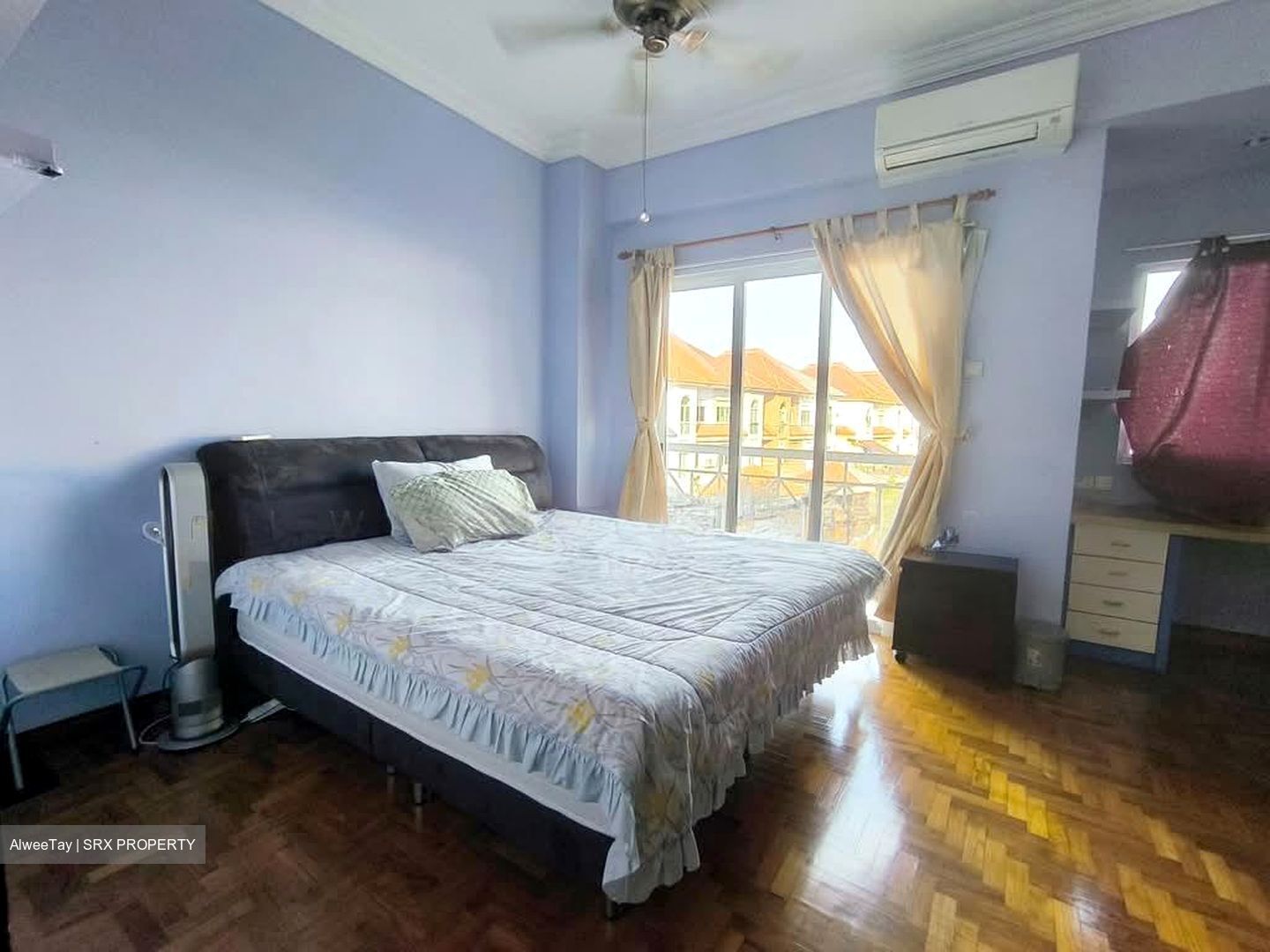 Choa Chu Kang Avenue 4 (D23), Terrace #553797601
